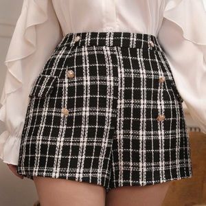 checkered shirts with gold buttons (zipper on the side)